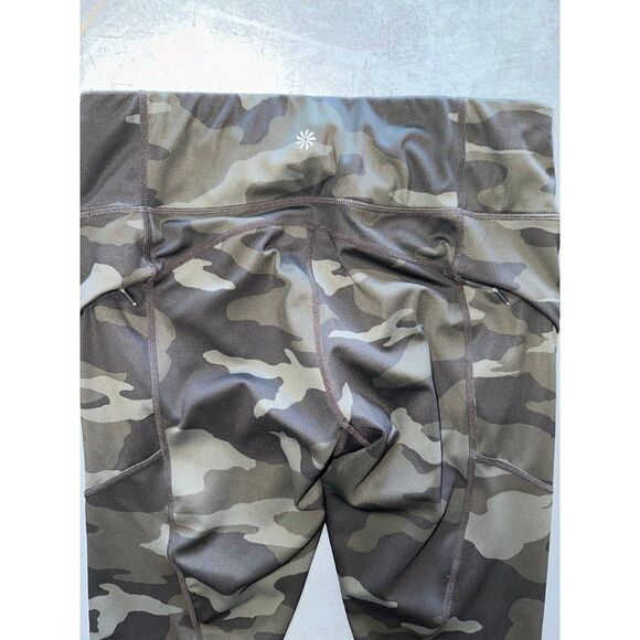 W1 ATHLETA WOMEN'S 405480 Green CAMO CONTENDER 7/8 TIGHT PANT Medium Pockets - Picture 6 of 6